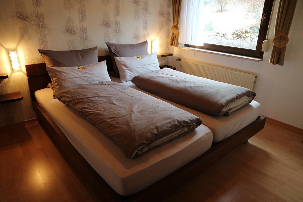 Gaestehaus Preuss Ellenz-Poltersdorf Ngoại thất bức ảnh